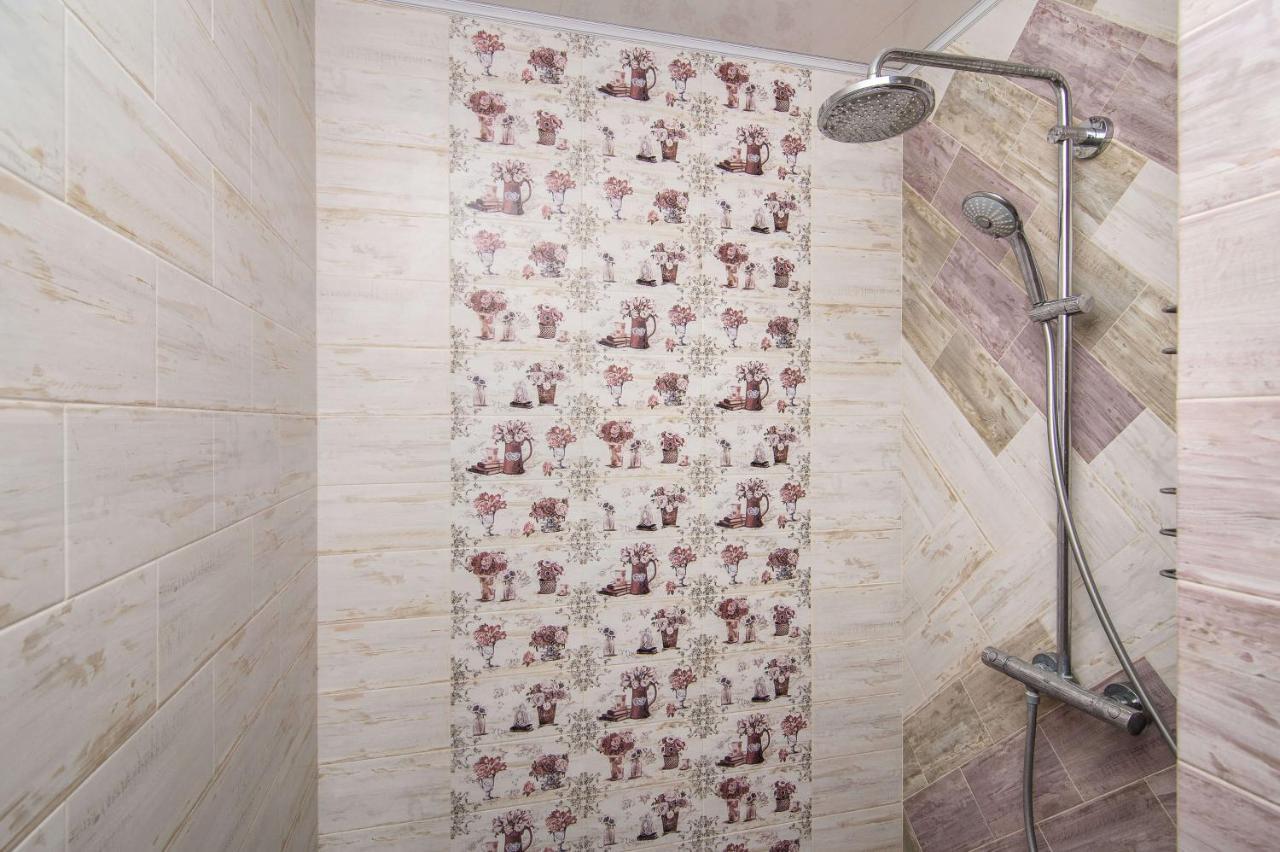 شقة فارنا  في Central Shabby Chic Flat Close To Paid Parking المظهر الخارجي الصورة